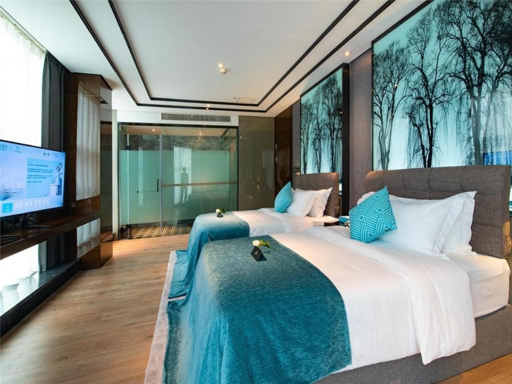 Xana Hotelle-Hotel Luzhou Baizitu Square Exterior photo